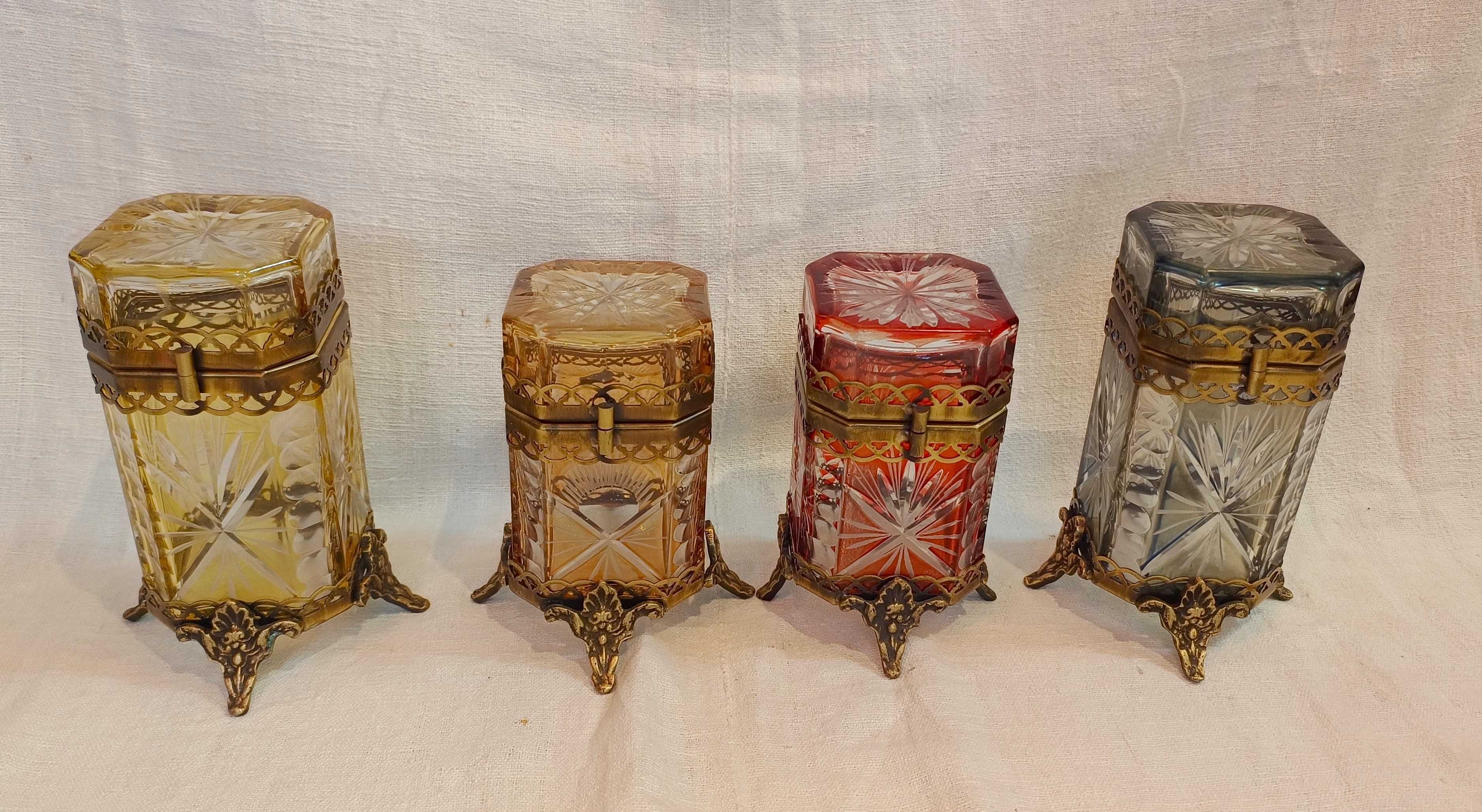 Caixas Cristal Médias Pequenas Coloridas