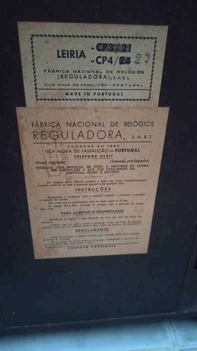 Relógio antigo de parede