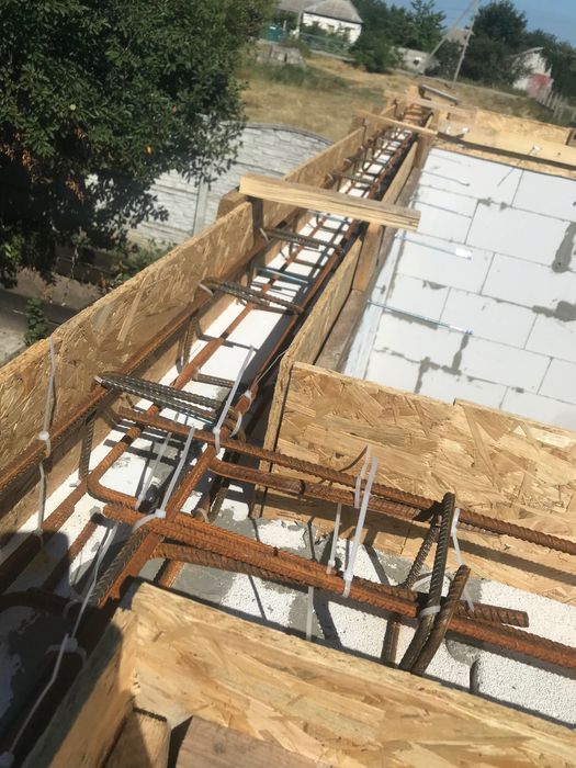 Монтаж фасадных термопанелей под клинкерный кирпич.