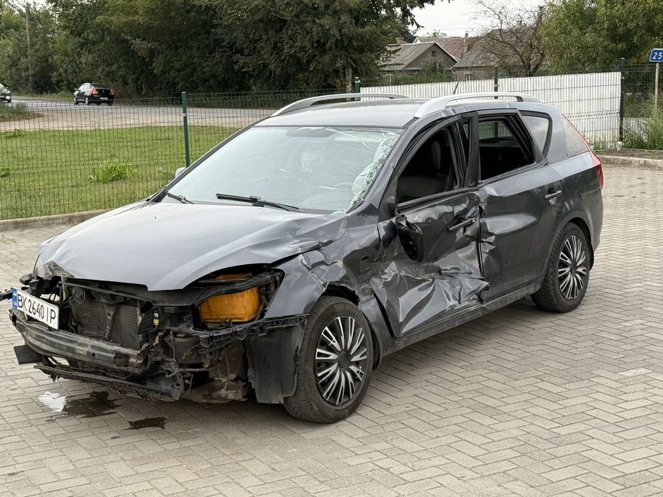 Розбираю Kia Ceed 2.0d ІДЕАЛ 6ст 2008р на ходу