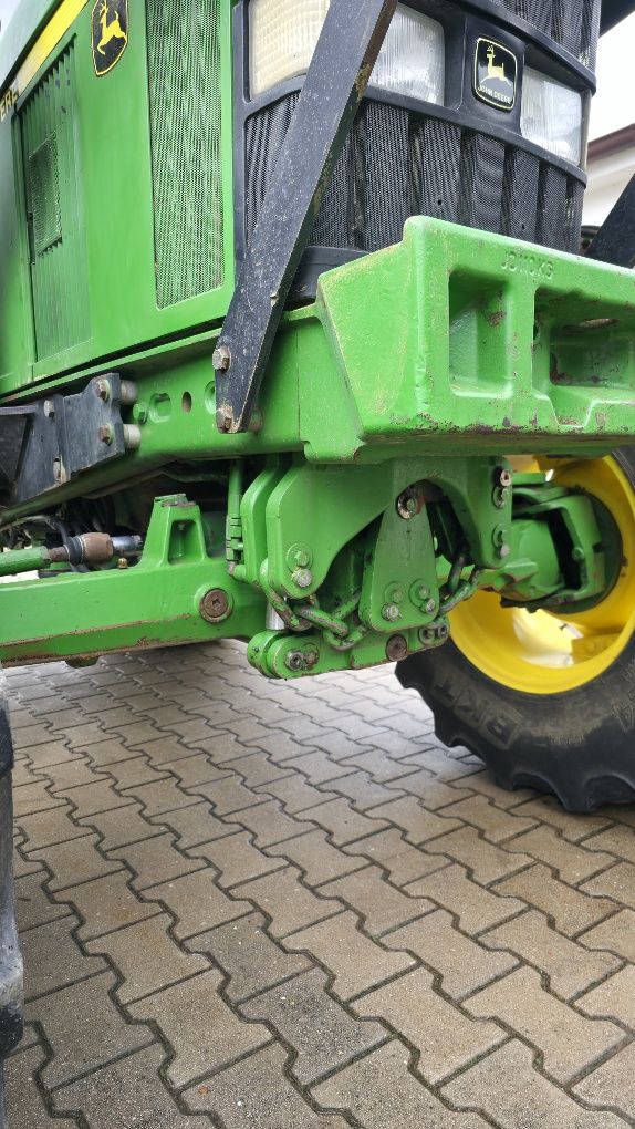 John deere 6410 (Stoll F30)