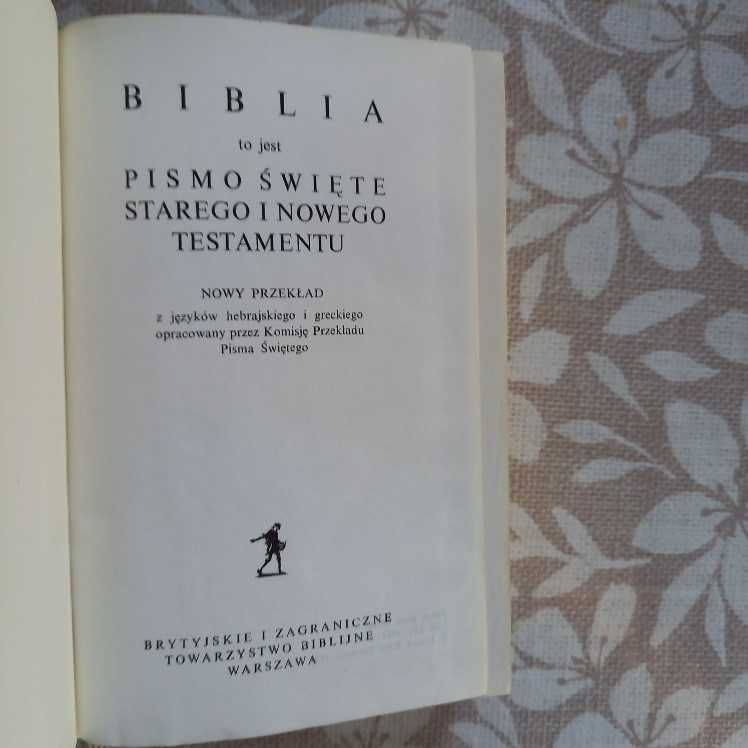 Pismo Święte Biblia Warszawska mały format  1989 -twarda okładka