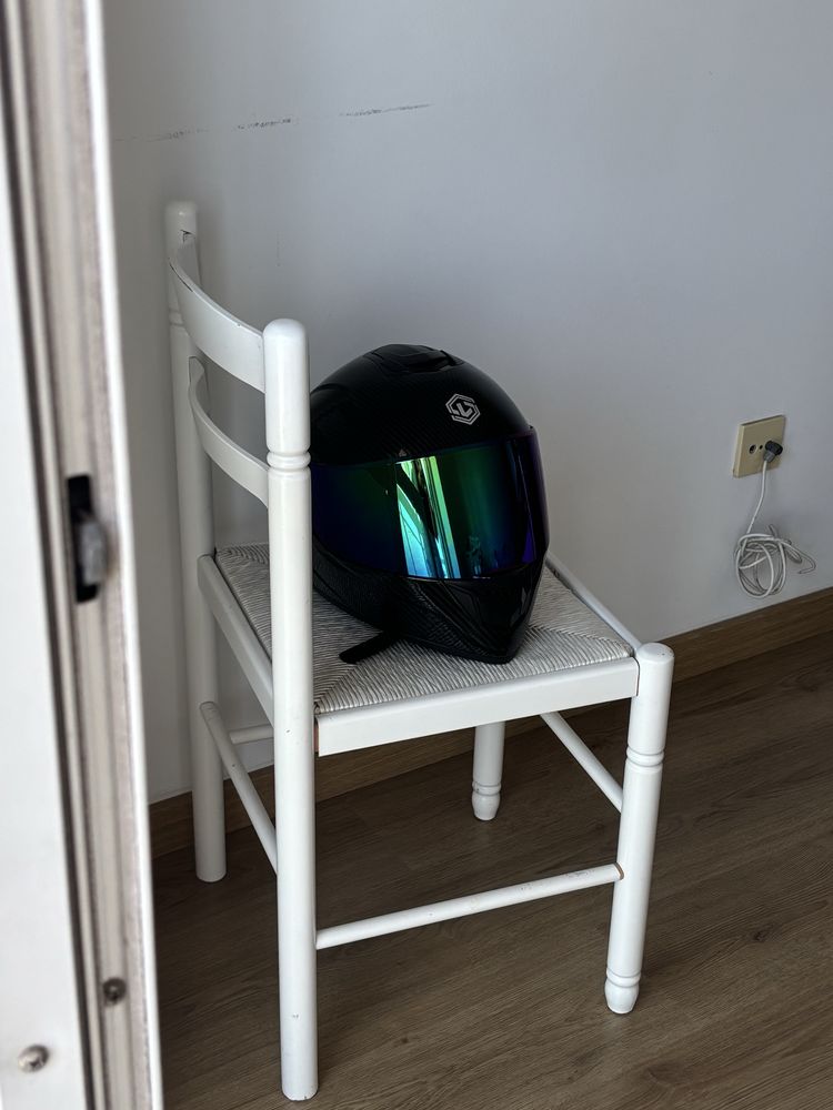 Capacete como novo