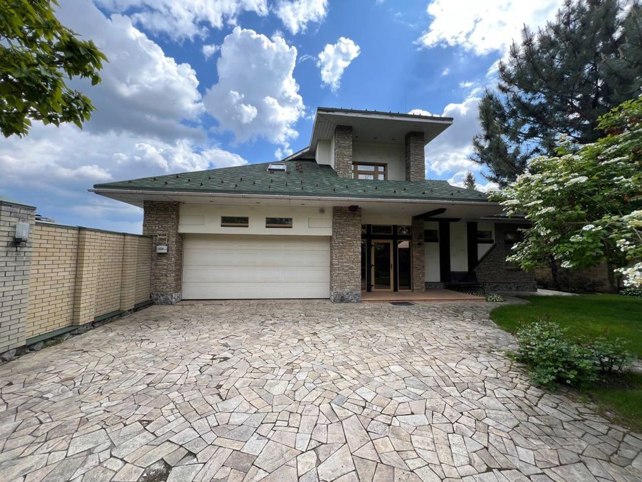 Продам дом на правом берегу реки Днепр пос.Ямбург с.Днепровое