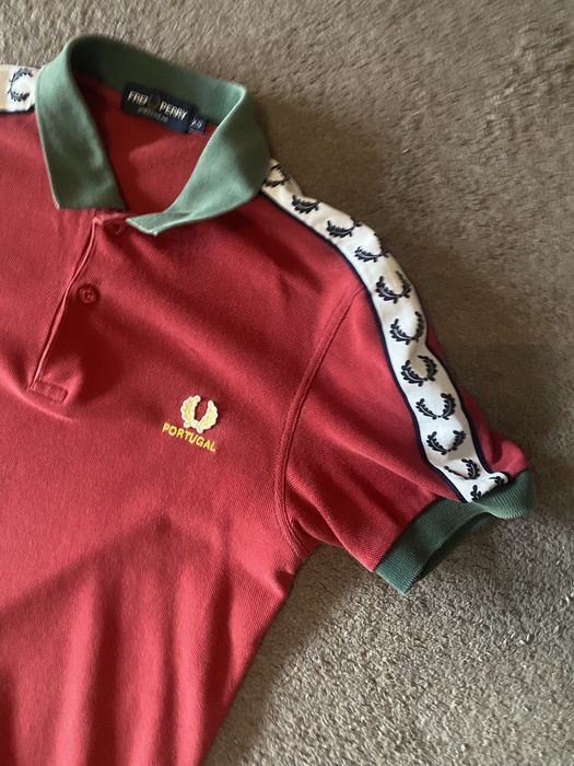 Футболка поло Fred Perry оригінал легіт, розмір xs, на лампасах