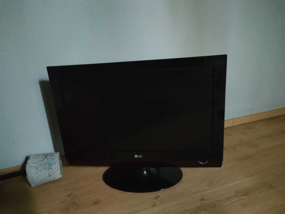 Telewizor LG 32-cale z wbudowanym DVD