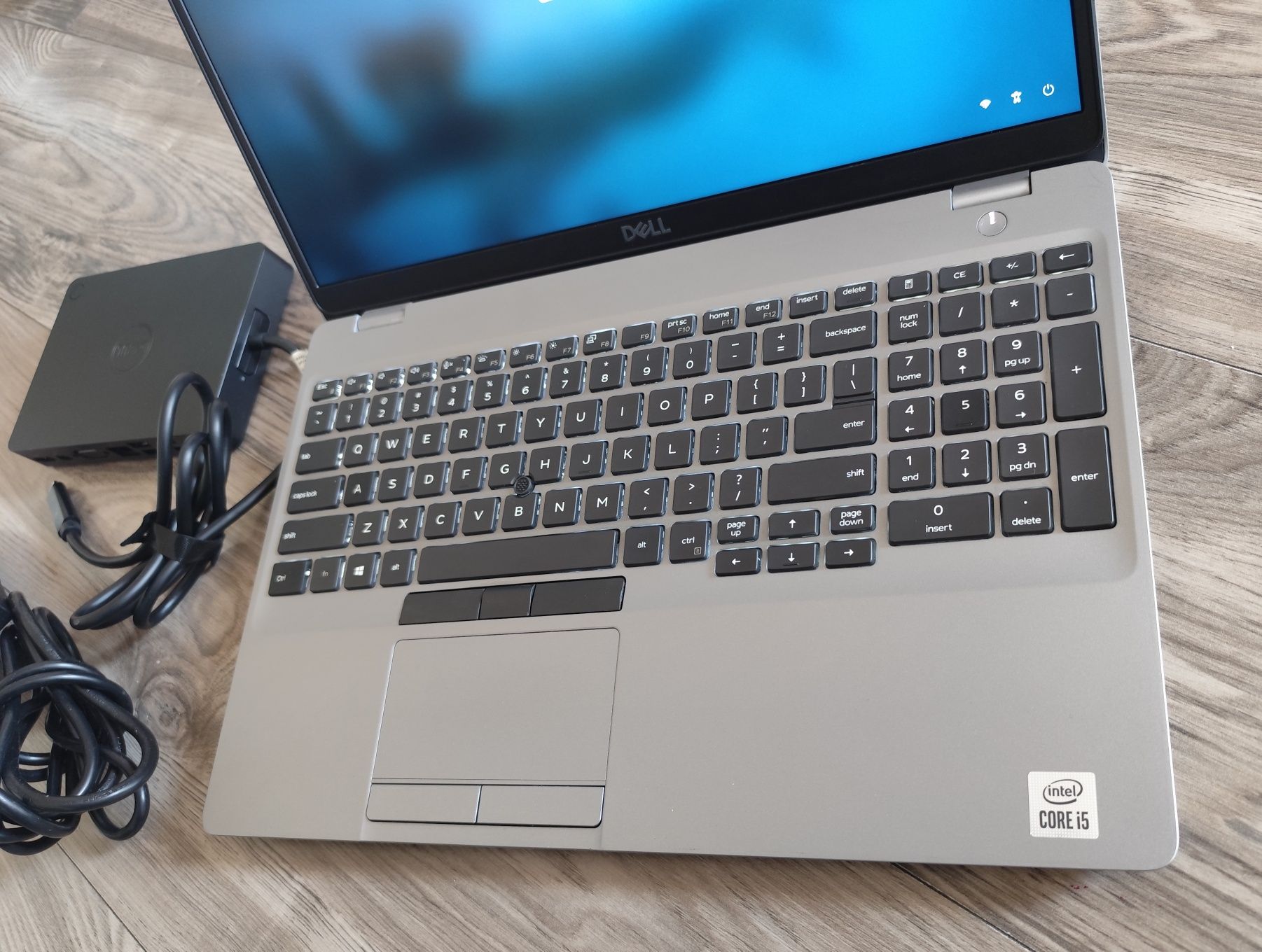 Dell Latitude 5511 | i5-10400H | 16GB RAM | SSD 512GB | FHD | Stacja