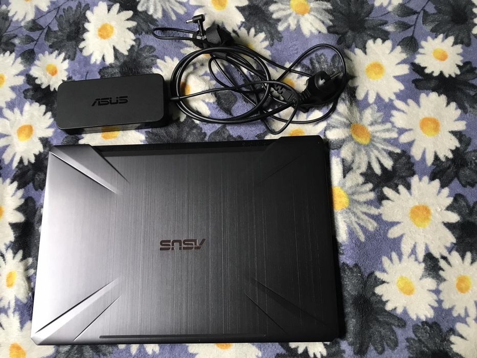 Ігровий Asus TUF Gaming Carbon