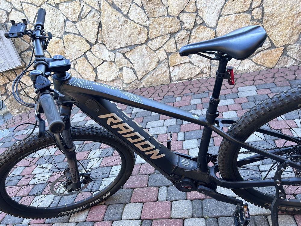 Rower elektryczny JEALOUS HYBRID 8.0 625 Bosch CX MTB