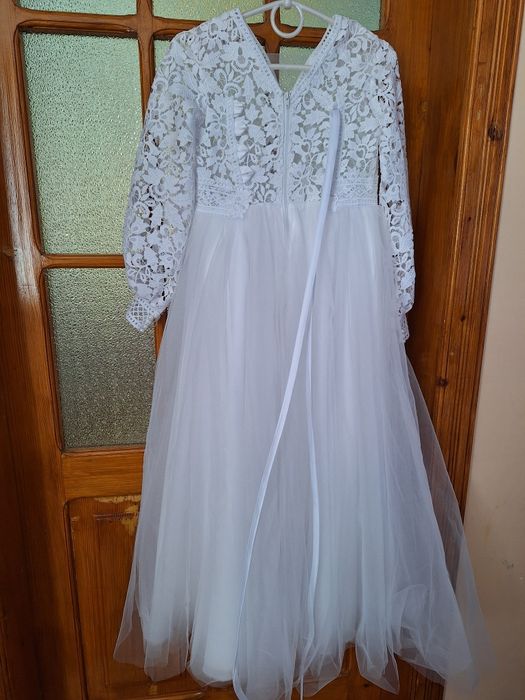 Біле плаття на причастя 146-152см
