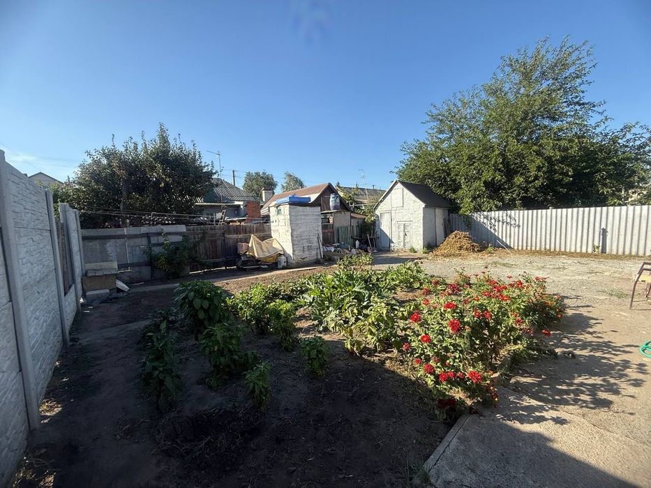 Продам 3к дом с участком на ж/м Клочко