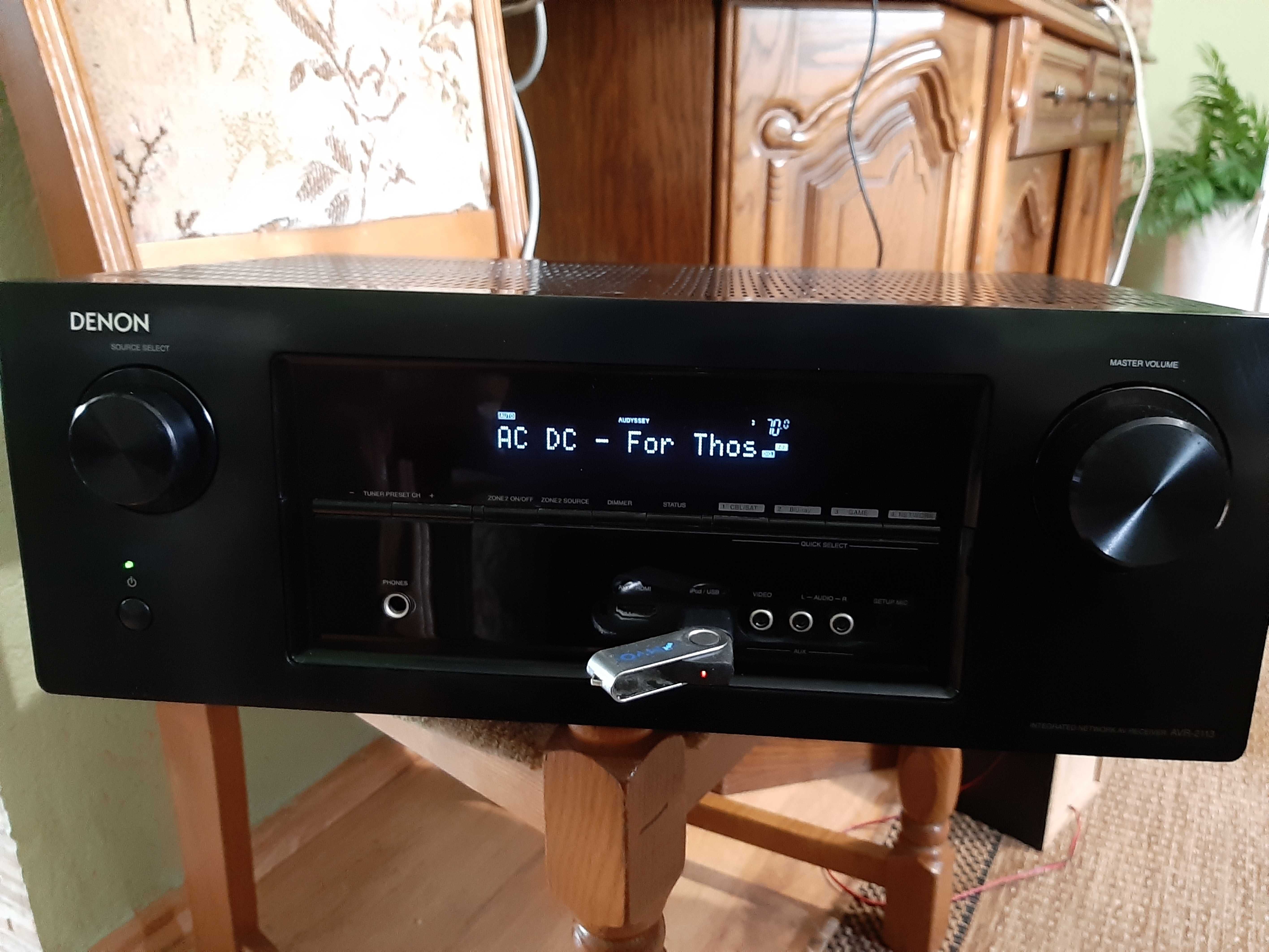 Amplituner  Denon AVR-2113