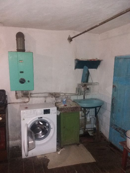 Продам дом с.Матвеевка ( удобен под бизнес и жилье)