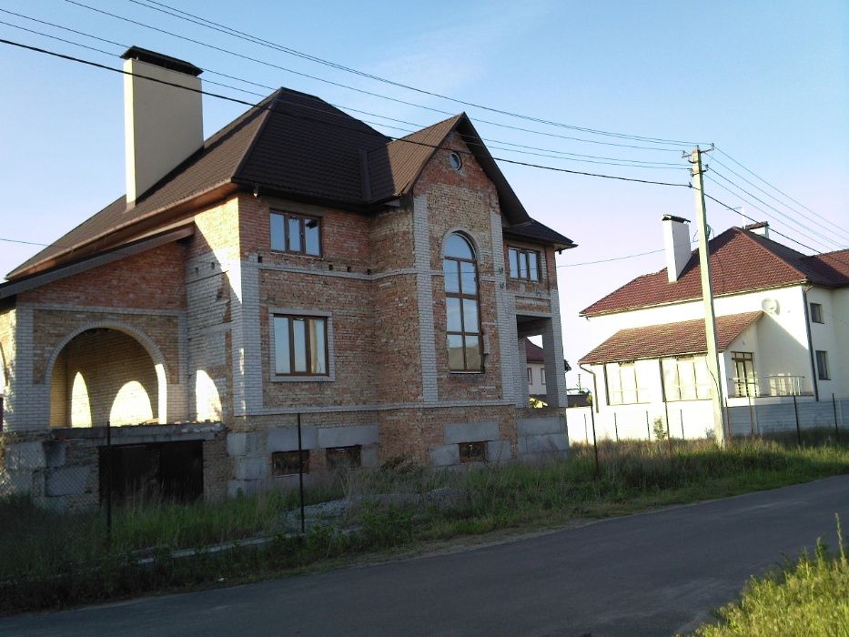 Свой дом в охраняемом коттеджном городке Царское Село-Золоче