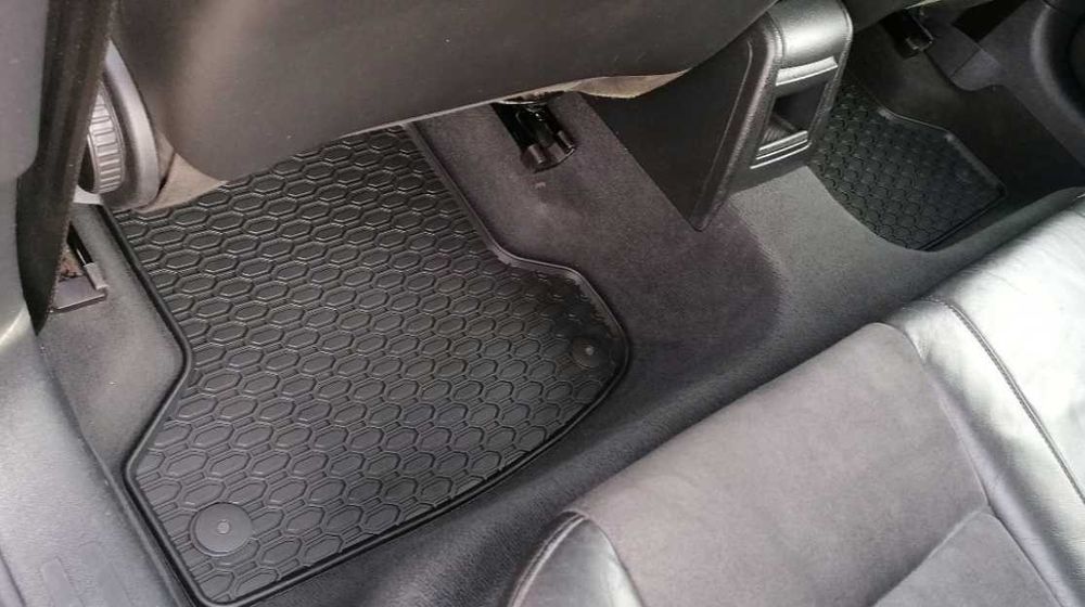 Dywaniki samochodowe GUMOWE do Audi 80 A3 A4 A5 A6 A7 A8 Q3 Q5 Q7