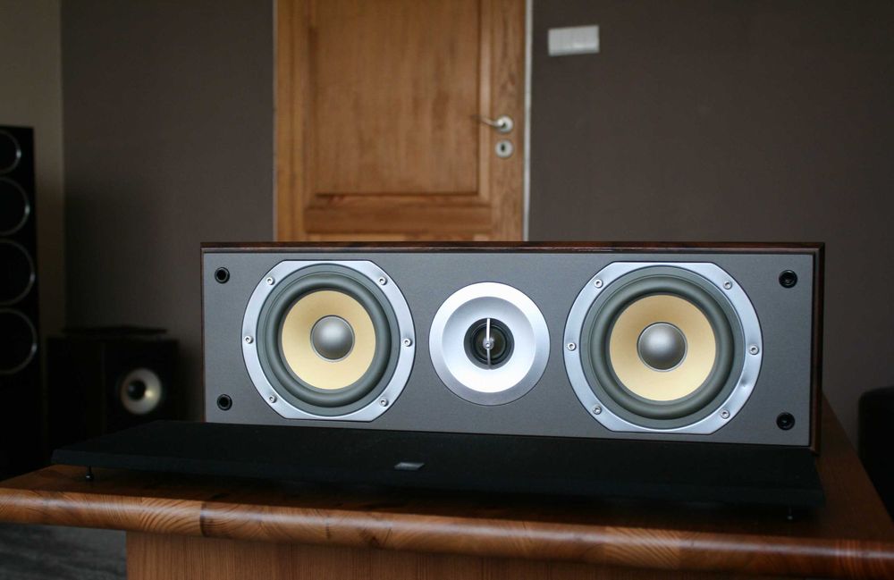 Kolumna centralna M Audio głośnik centralny do kino domowe