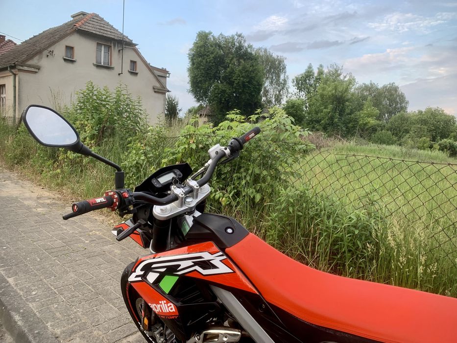 Aprilia sx 50 Factory Prawko AM Supermoto (Piaggio group Derbi Gilera)