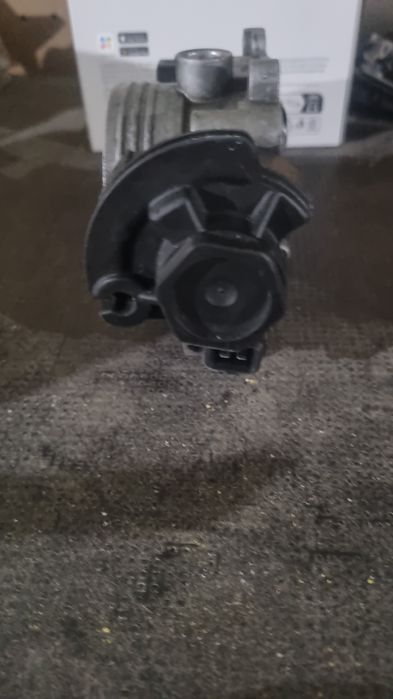 Borboleta peugeot 106 gti