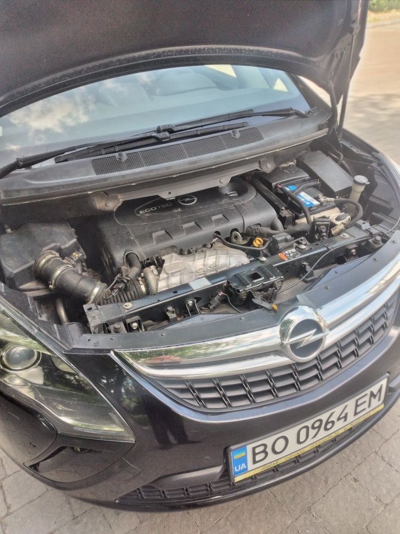 Opel ZAFIRA 2014