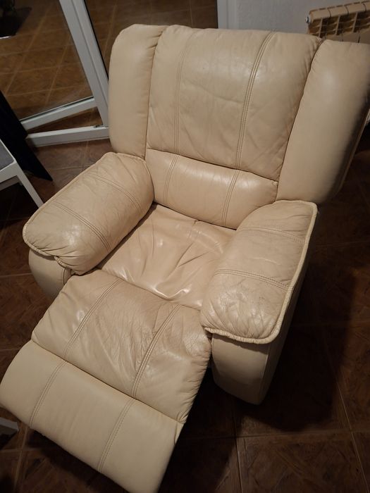 Fotel skórzany rozkładany