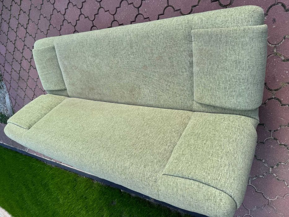 wypoczynek kanapa rozkładana sofa łózko wersalka tapczan spanie