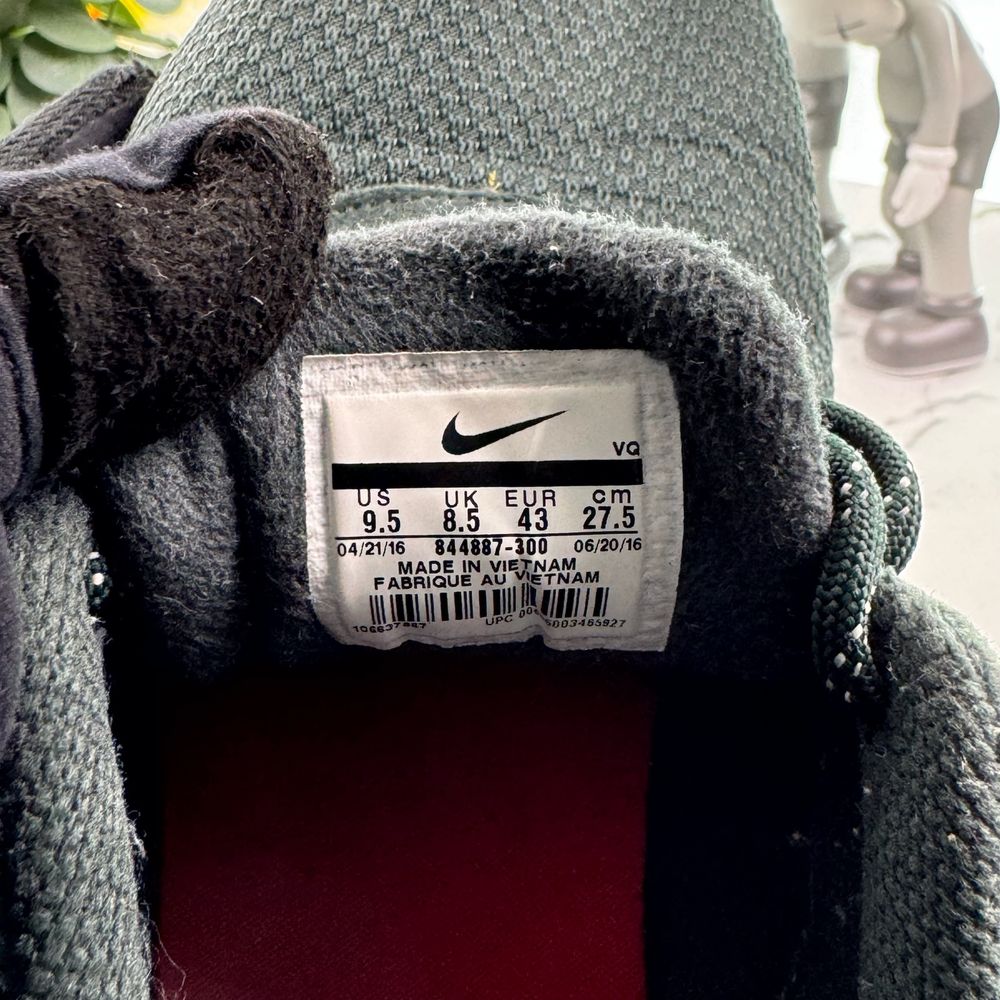 Кросівки Nike Tanjun 43 розмір 809