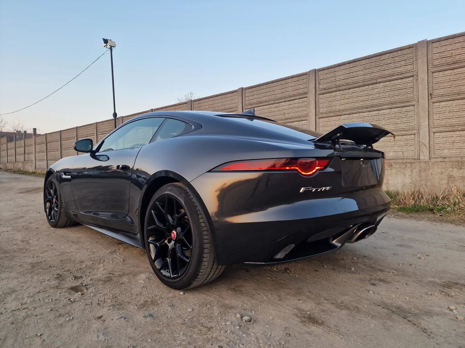 Jaguar F-Type 2.0 R 300KM Skóra, Klimatronic, Kamera, Navi, Full led,