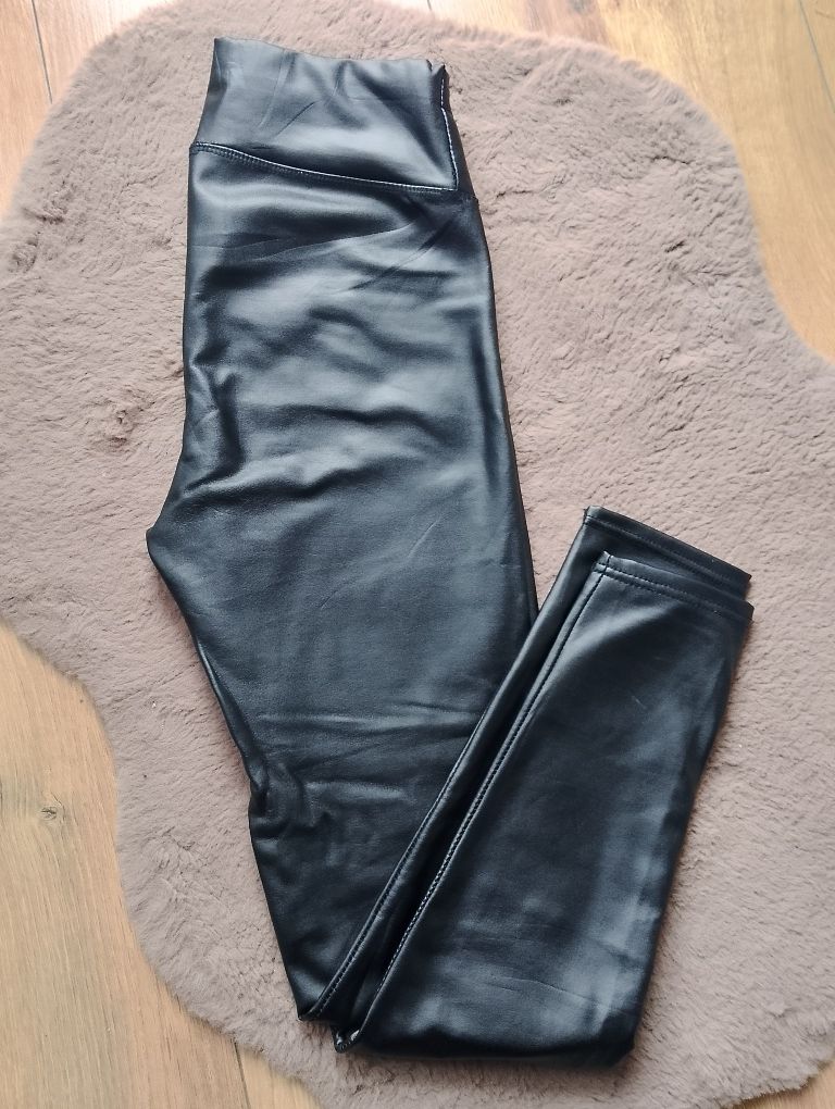Spodnie legginsy lateksowe r.M
