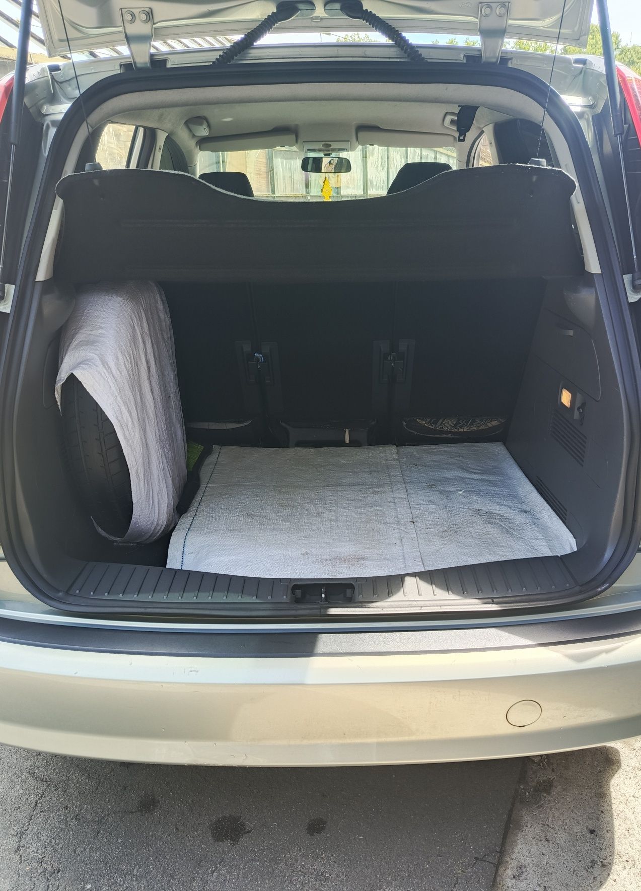 Продам Ford C-max
