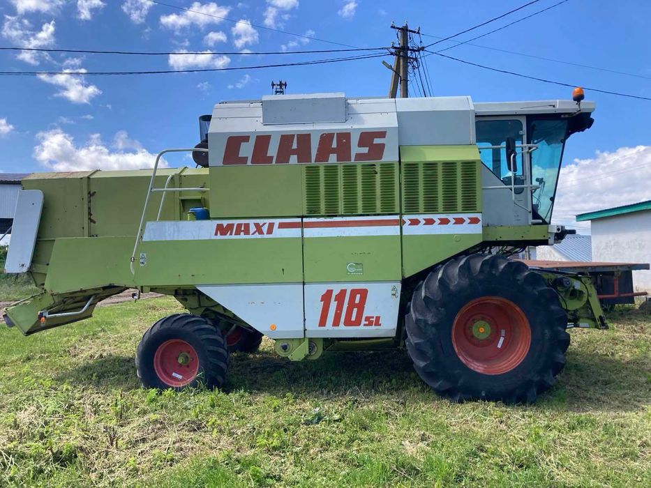 Комбайн зернозбиральний  CLAAS DOMINATOR 118SL. З документами.
