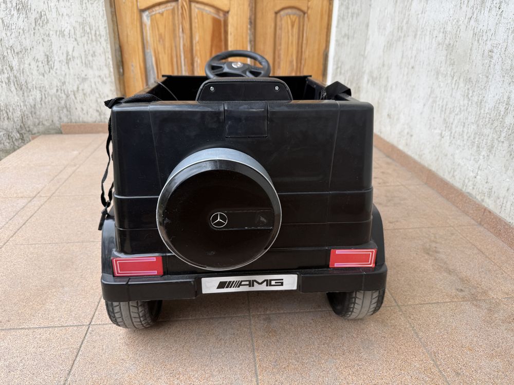 Дитячий автомобіль