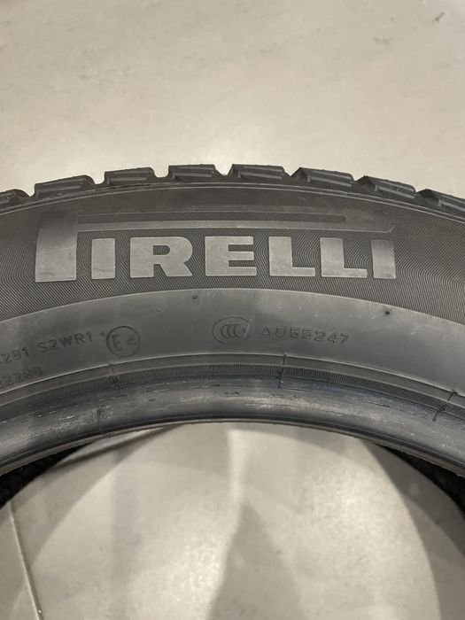 215/55 R17 Pirelli Sottozero  3
