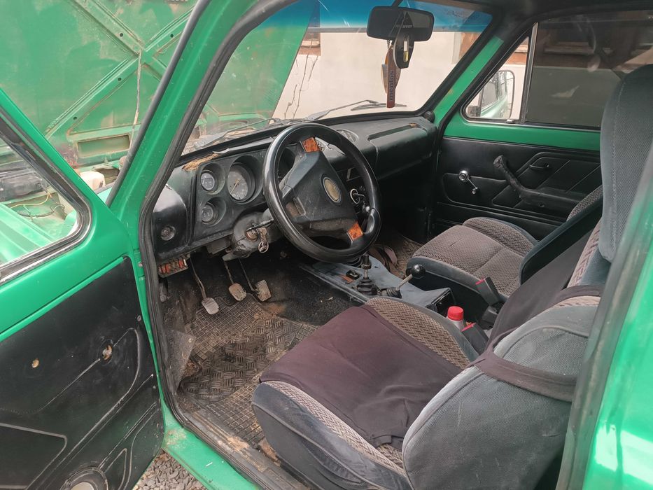 Продам ниву підготовлена для офроуда