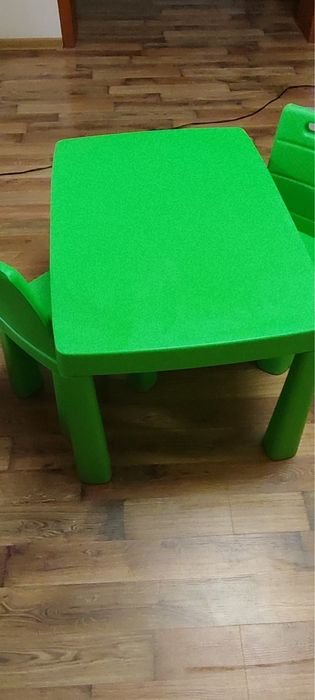 Стіл та стільці дитячі!Меблі дитячі!Комплект дитячий стіл і стільці!