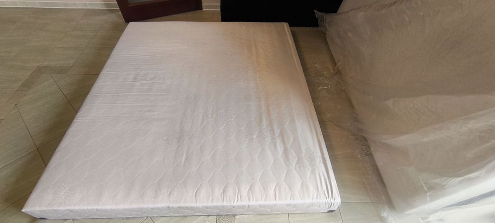 Матрац каркасний б/у