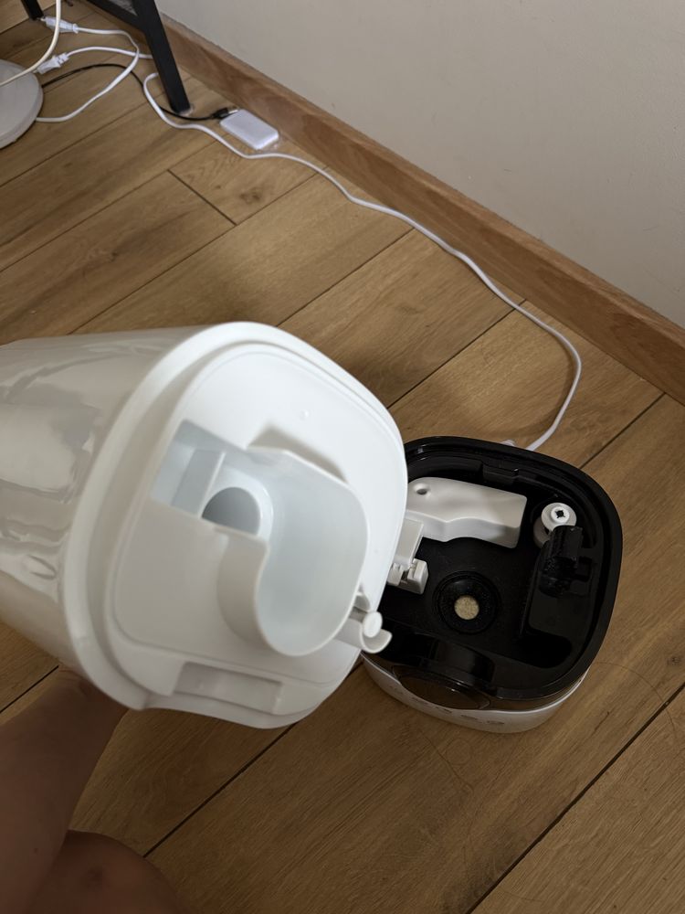 Humidifier diffuser ionizer purifier