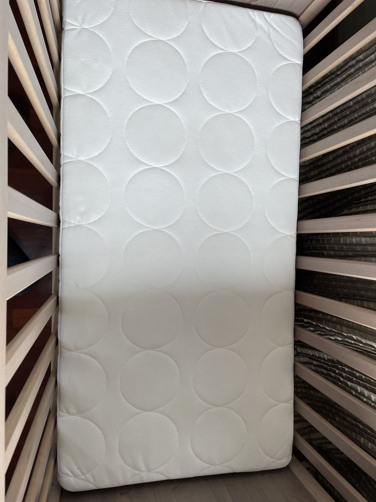 Colchão de molas ensacadas JATTEROTT (IKEA) 60x120x11 cm