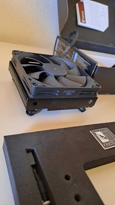 Dissipador para CPU Noctua NH-L9i chromax.black