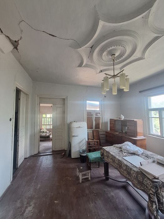 Продаж частини будинку р-н центрального ринку