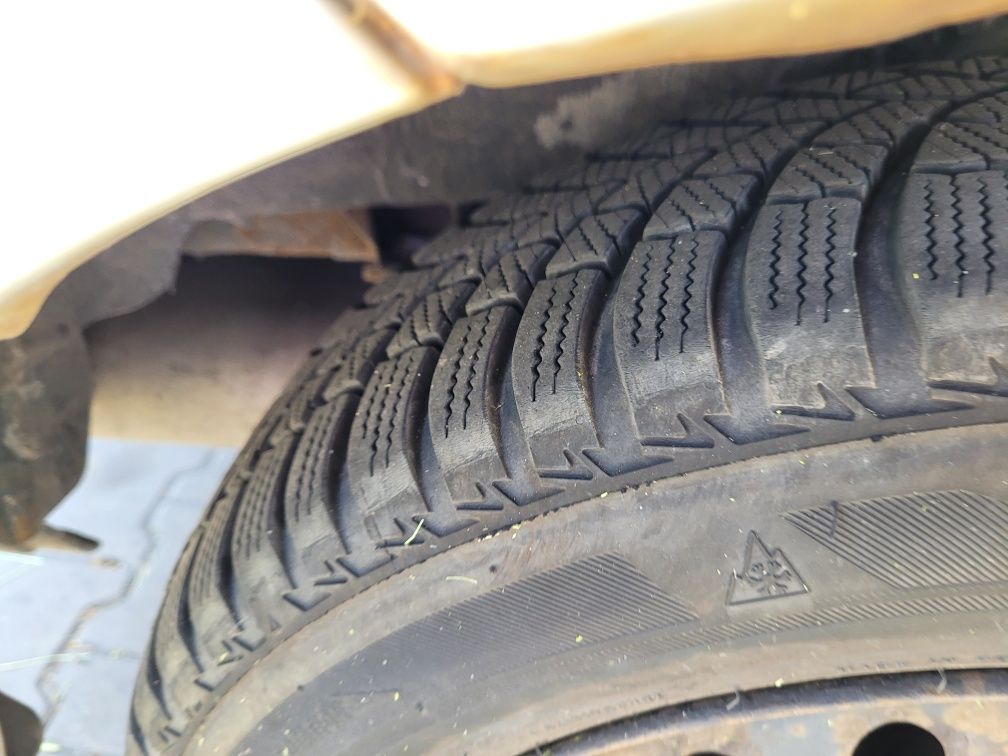 Sprzedam Nissan Almera Tino