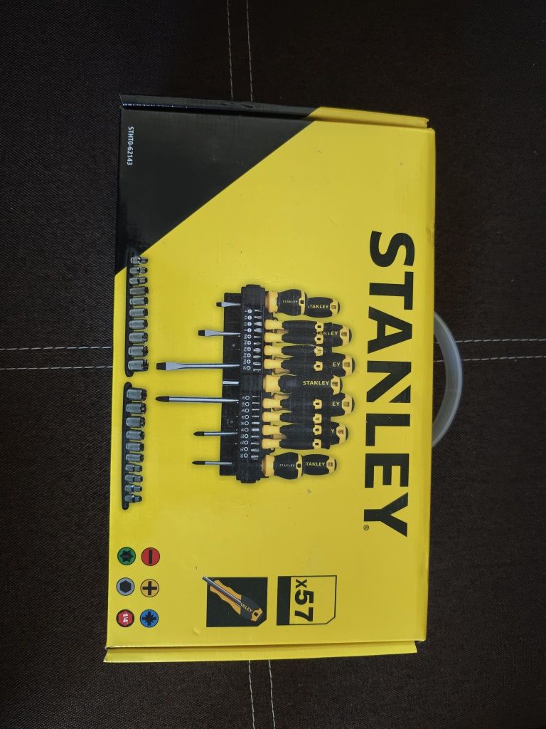 Набір викруток Stanley 57 предметів