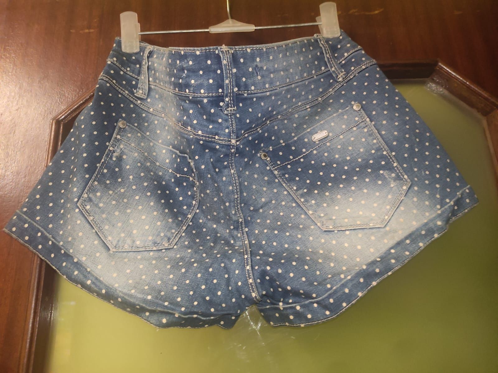 Calções de ganga com bolinhas — estilo vintage