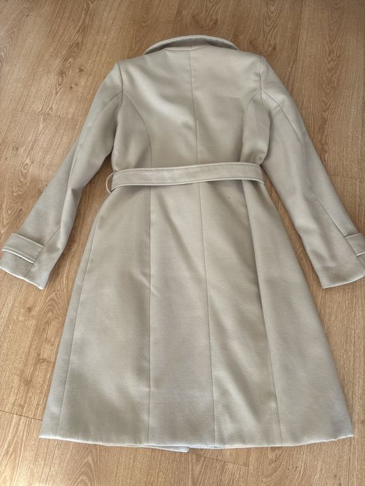 Reserved płaszcz jesienny r.40