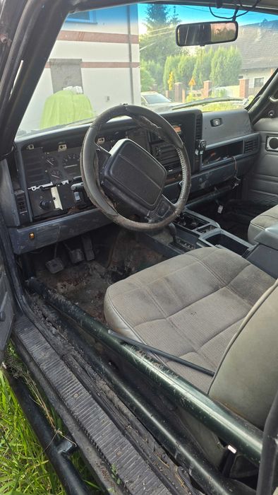 Jeep Cherokee 4.0 LPG klatka lift wciągarka