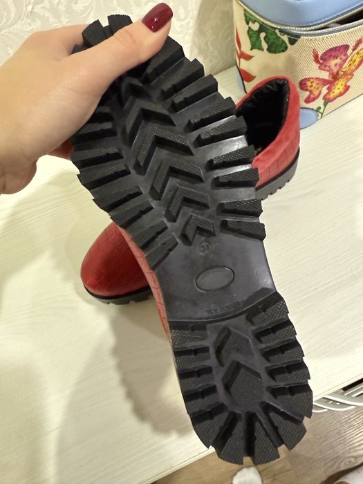 Кожані туфлі , лофери , 39 розмір, нові