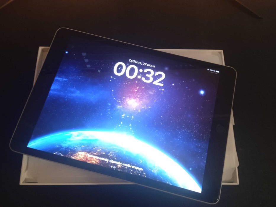 Планшет Apple iPad 10.2" 2021 Wi-Fi 64GB