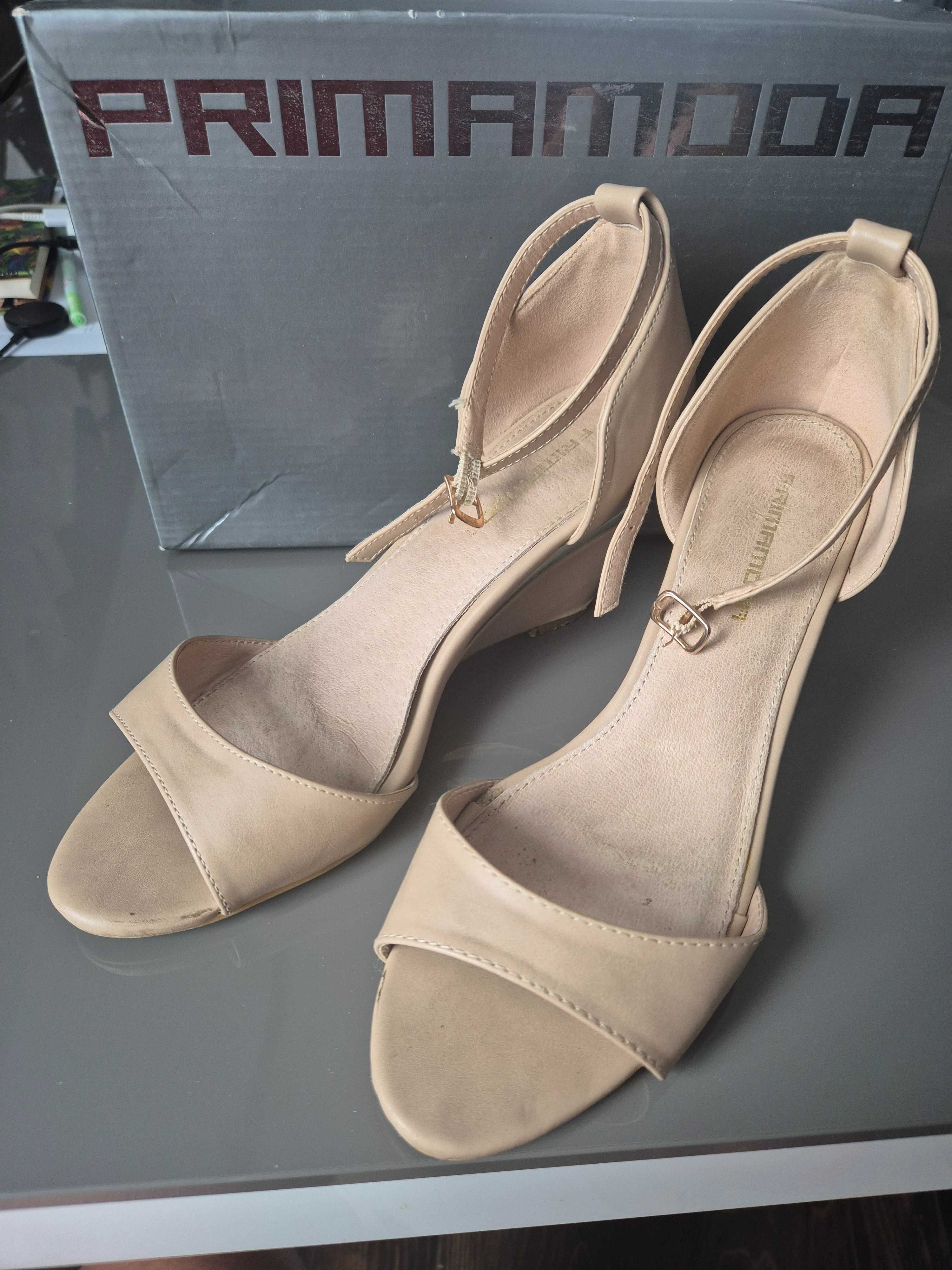 Sandały na koturnie Prima Moda r. 39