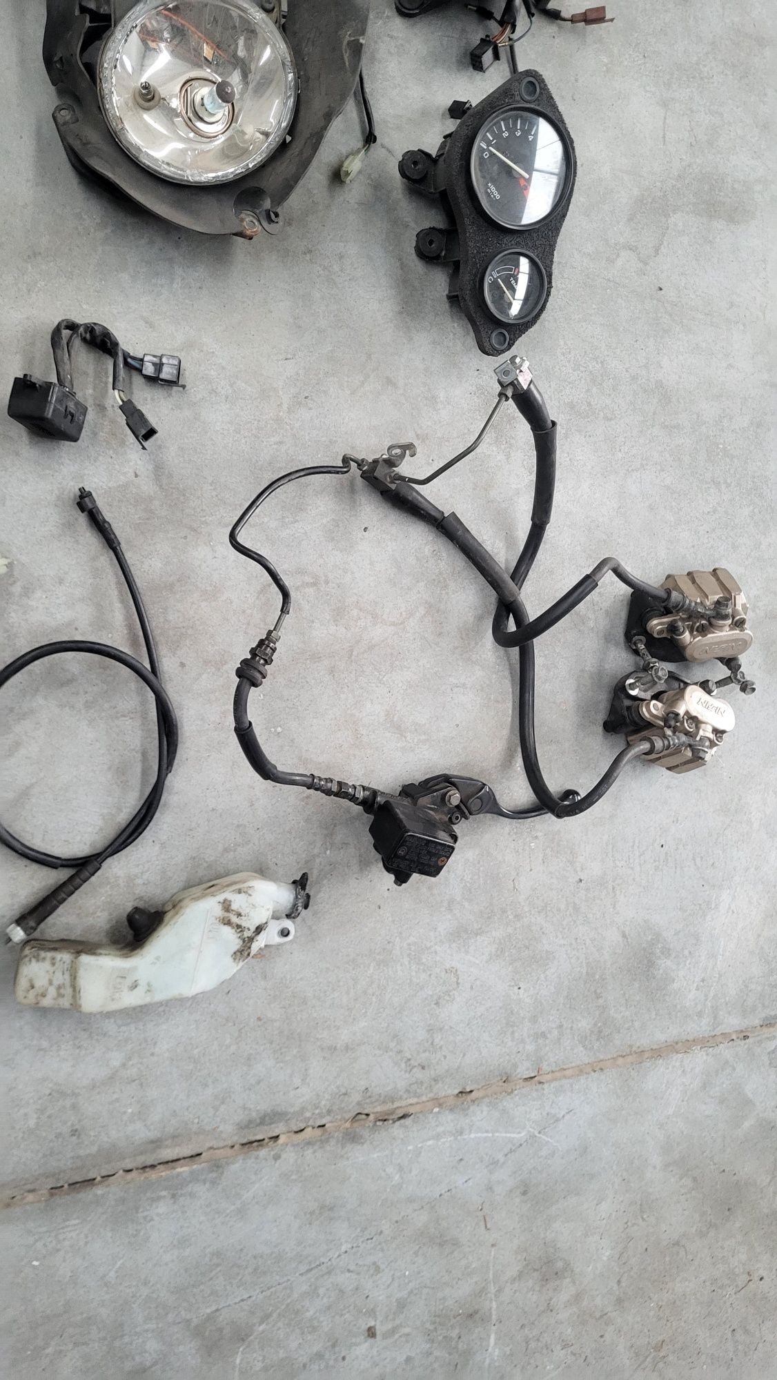 Honda Africa Twin XRV 750 RD04 licznik zegary lampa lagi polki zacisk