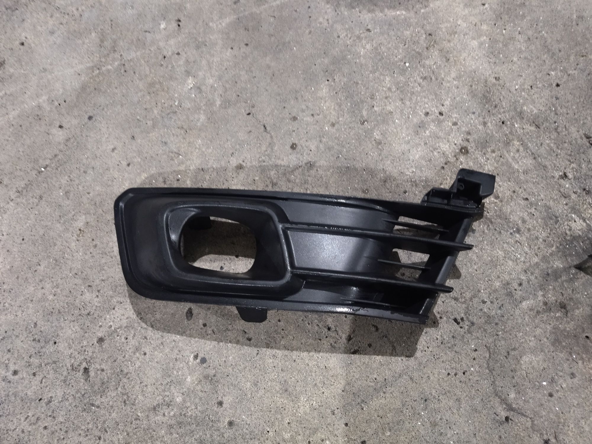 Grelha farol de nevoeiro Renault Captur I
