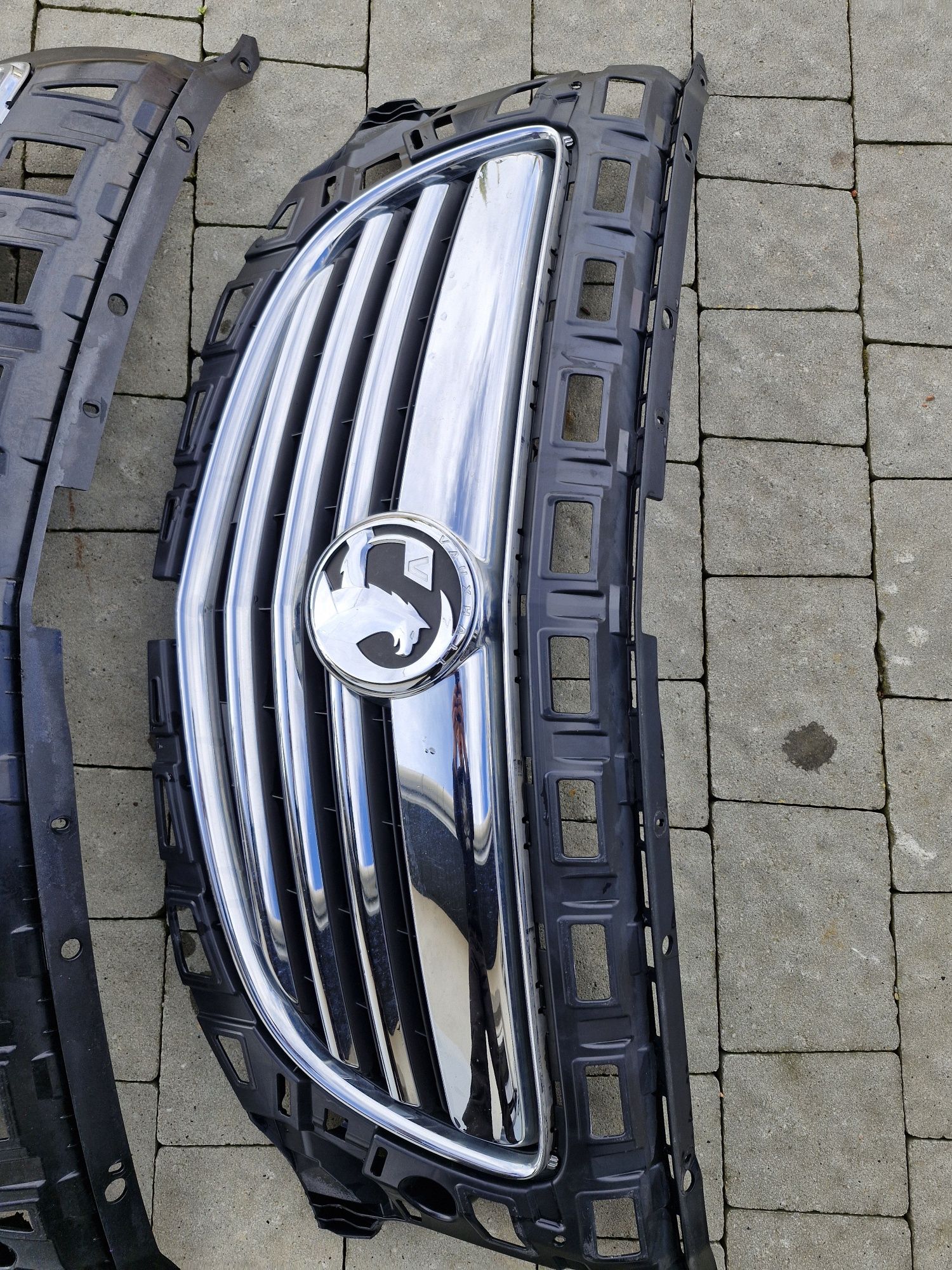 Решітка радіатора гриль Opel Insignia A   2009-2015